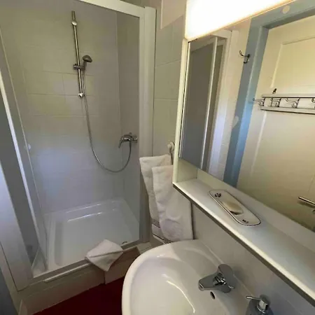 Thun Alps Scenic Views And Concierge By Swisshut דירה *